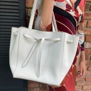 Celine tote. Like new. Calfskin
